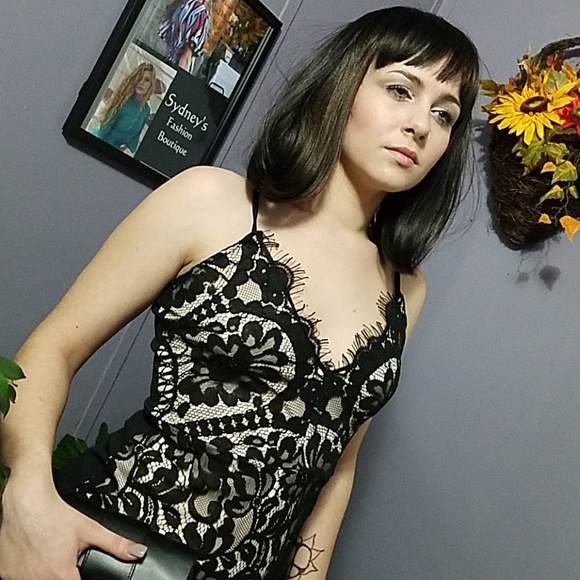 Stunning Black Lace Bodycon Dress PARTY DRESS - Picture 6 of 8